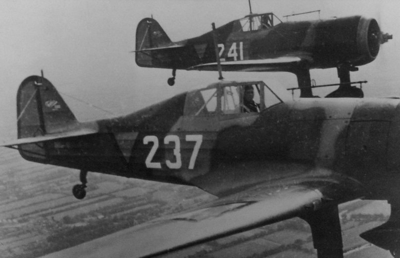 Истребитель Фоккер 21