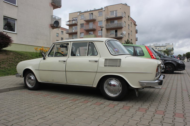 Skoda 100l