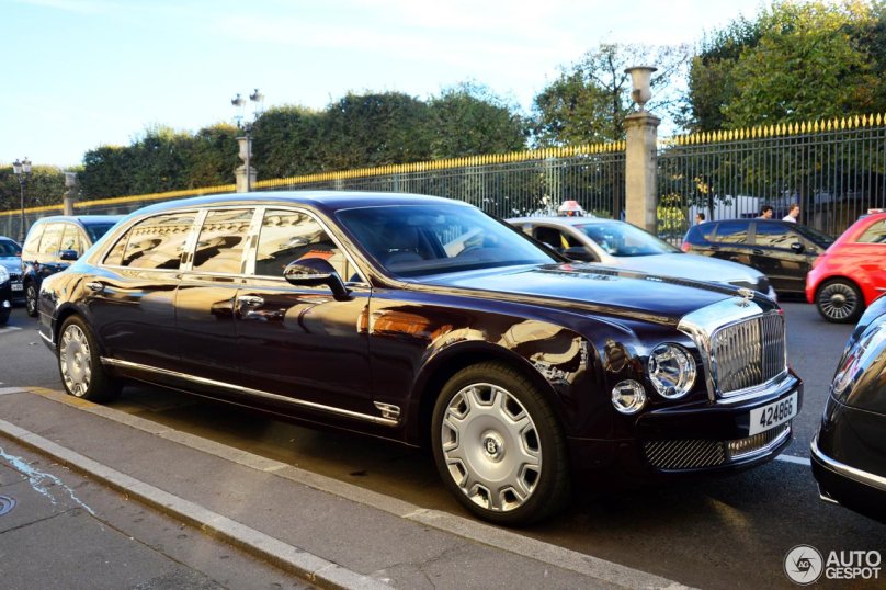 Лимузин Bentley Mulsanne Grand,