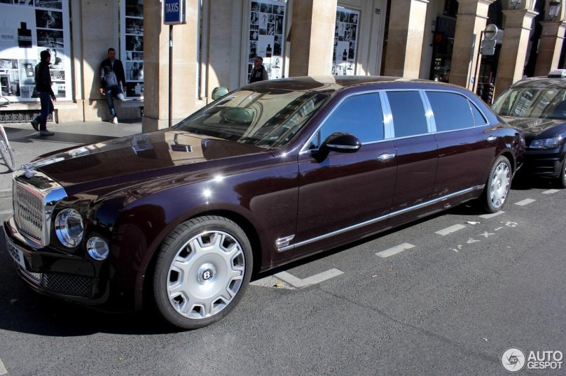 Лимузин Bentley Mulsanne Grand,