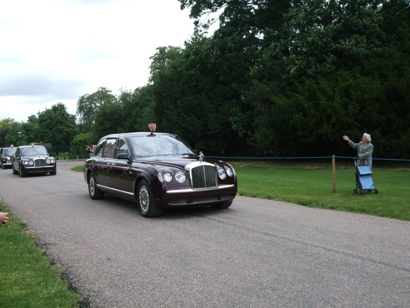 Bentley Limousine Баскова
