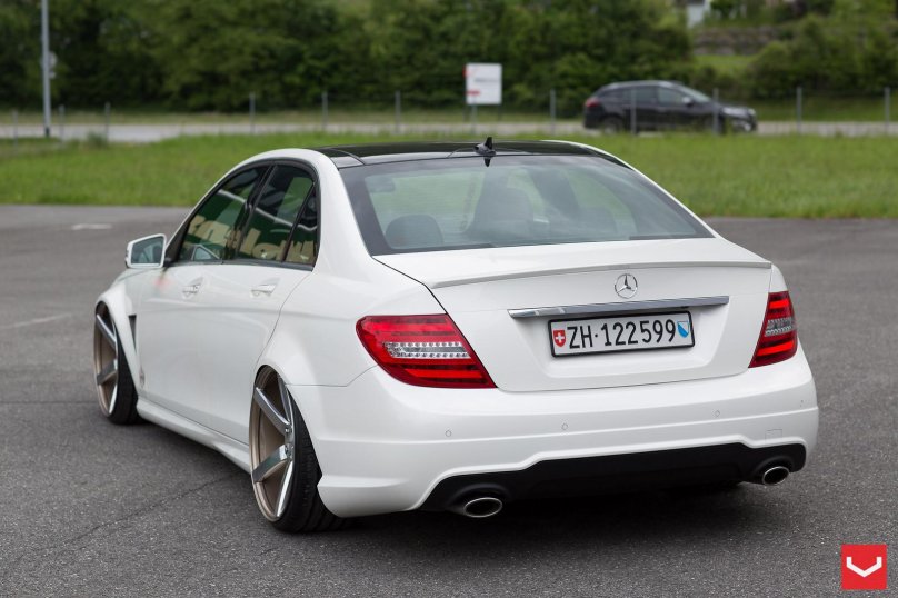 Мерседес w204 АМГ