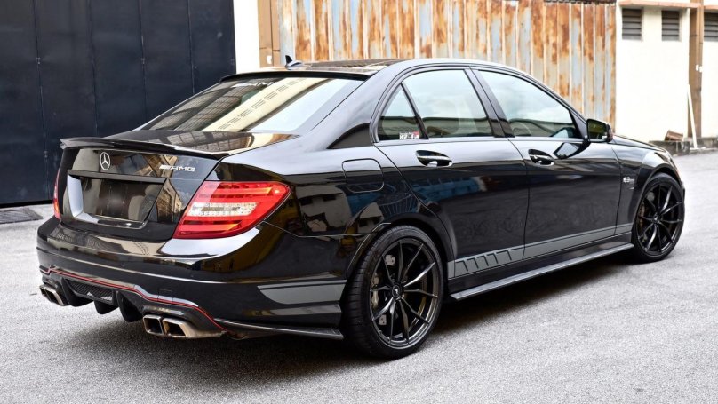Mercedes Benz c63 w204