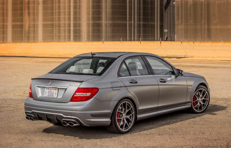 Mercedes Benz c63 AMG w204