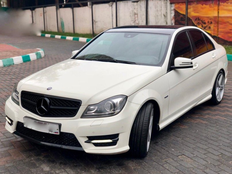 Mercedes Benz c class w204
