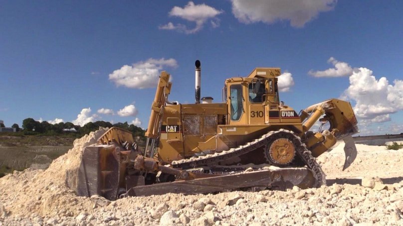 Caterpillar d10t2