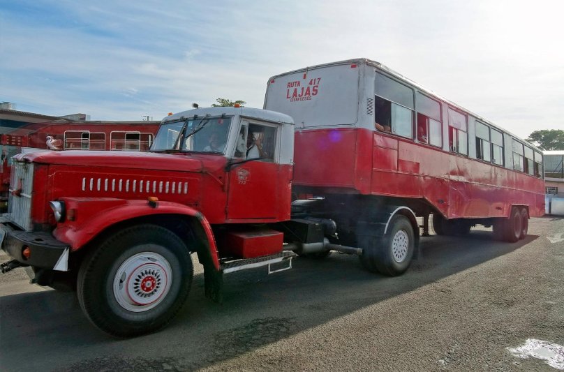 Ikarus-620 седельный тягач