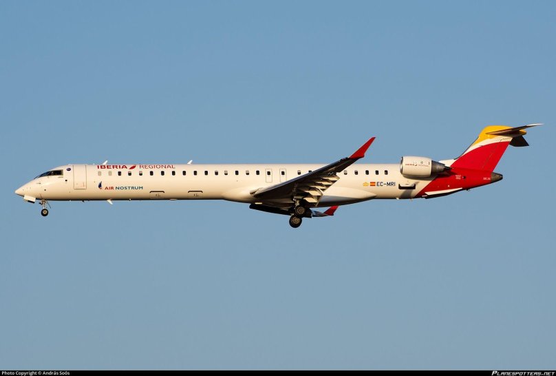 Canadair CRJ 1000 Iberia