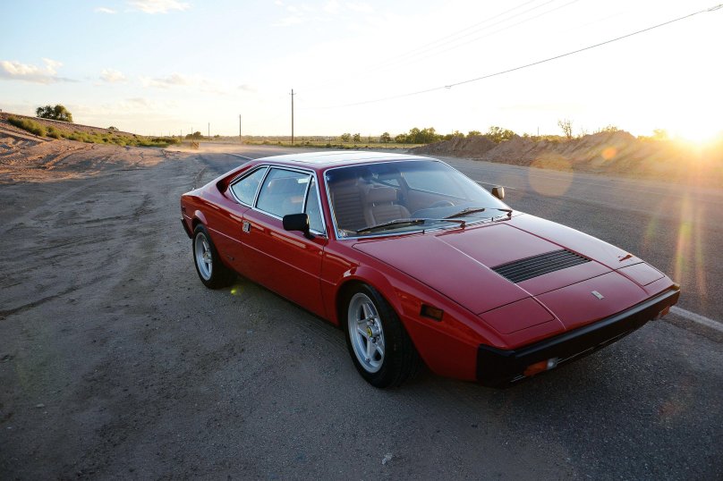 Феррари Дино 308