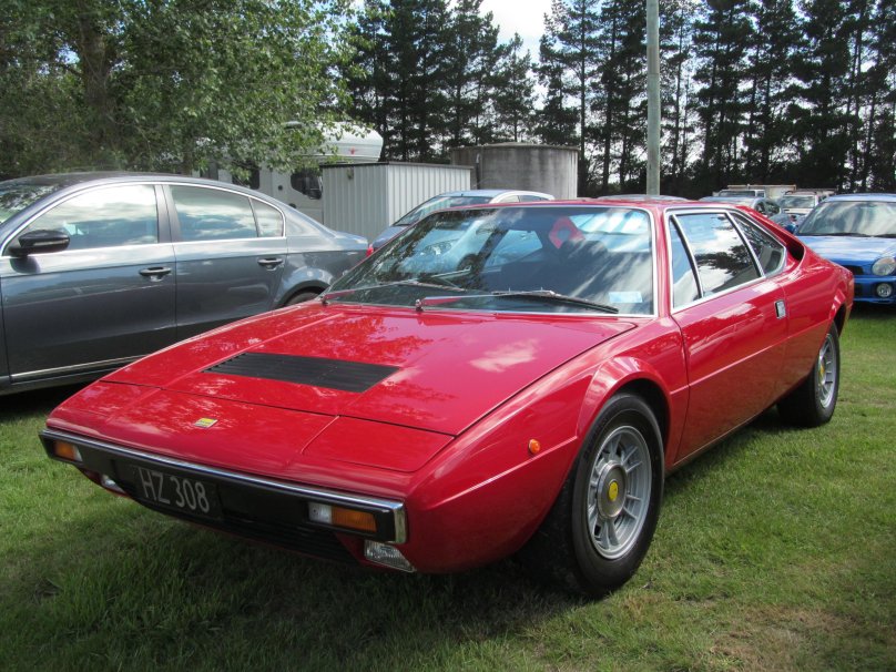 Ferrari 208 gt4