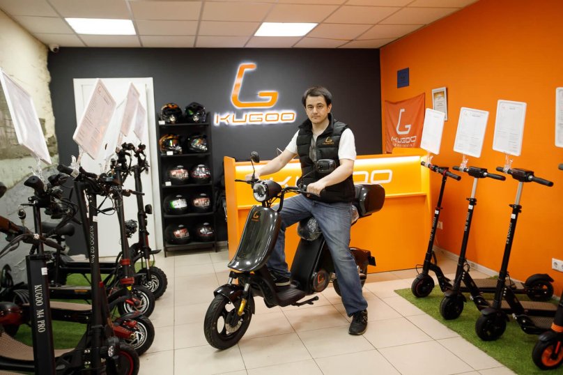Куго Кинг электроскутер