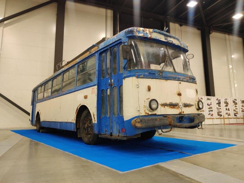 Троллейбус Шкода-9тр 5603