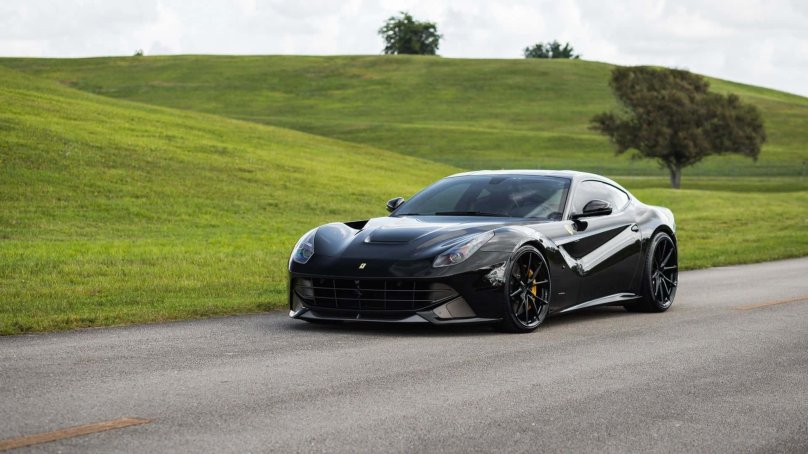 Феррари Ferrari f12berlinetta