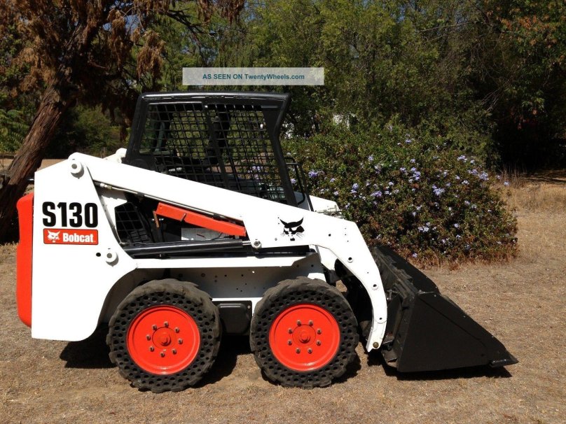 Погрузчик Bobcat s130