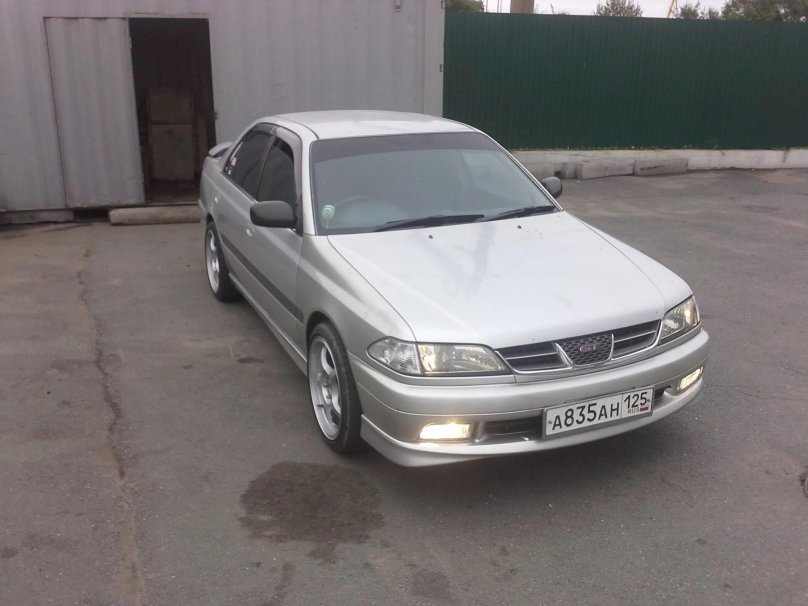 Тойота Карина 4