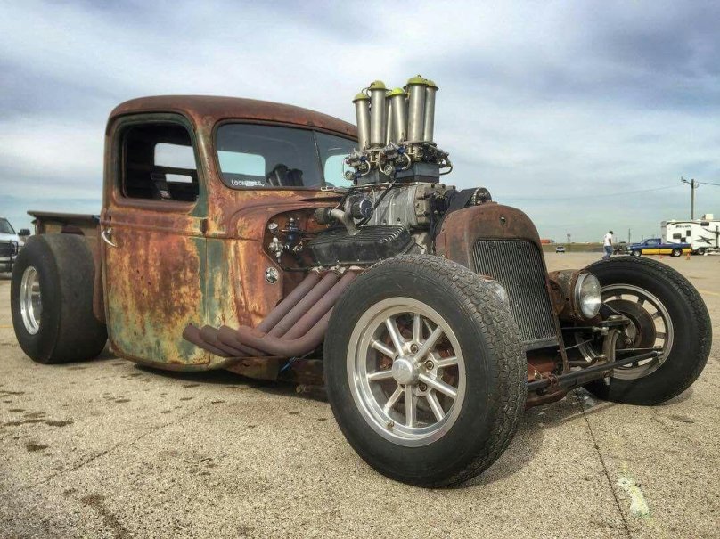 35 Ford rat Rod