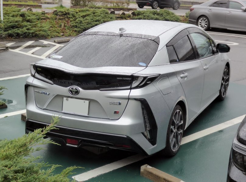 Toyota Prius PHV zvw52