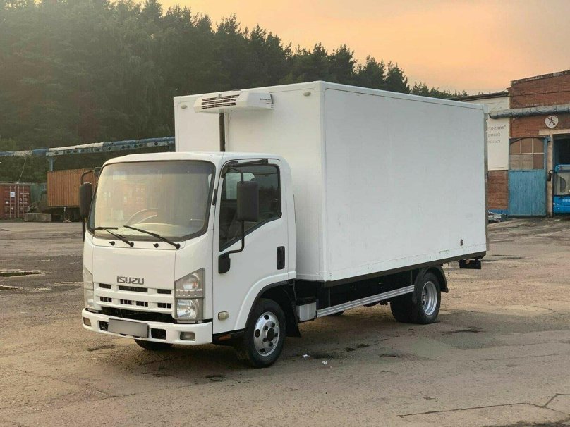 Isuzu Elf (n-Series)