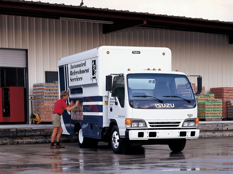 Isuzu n Series