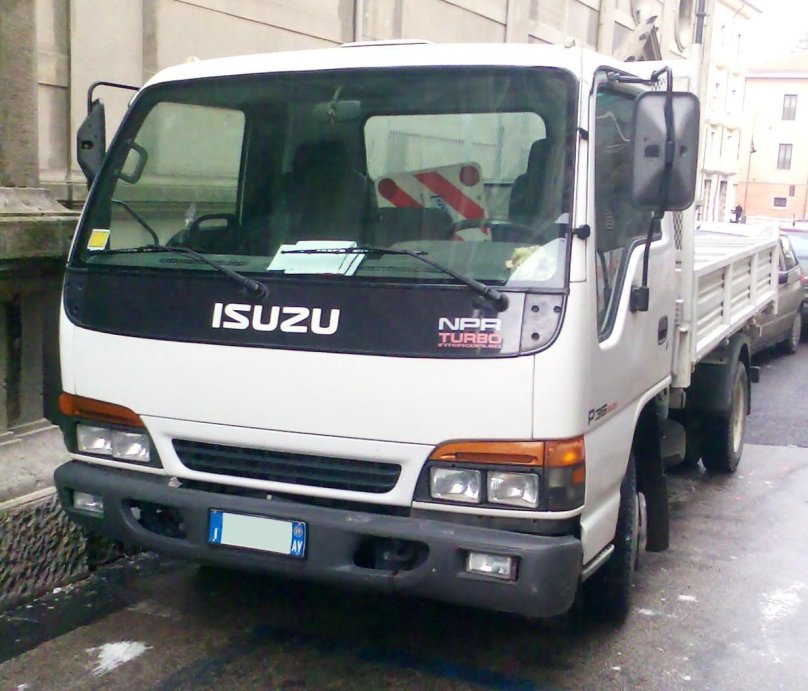 Isuzu Elf (n-Series)