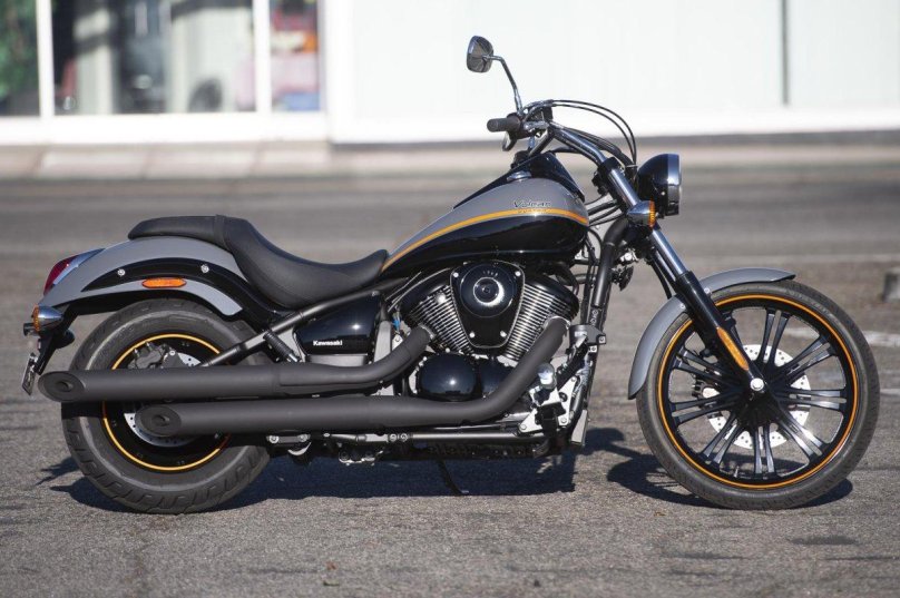Kawasaki Vulcan 900