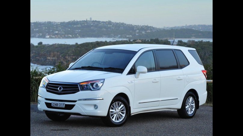 SSANGYONG Stavic 2013