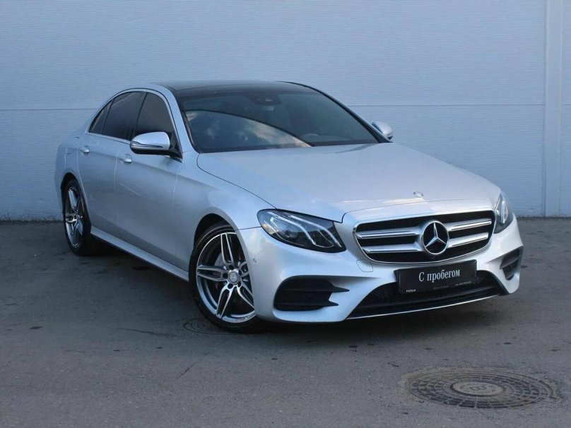 Мерседес Бенц е200 w213