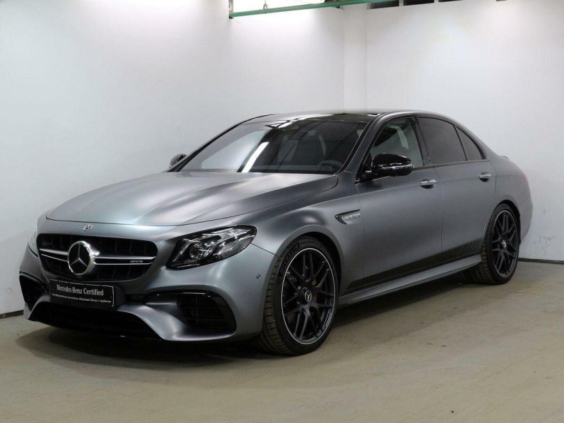 Мерседес е купе 220 2017