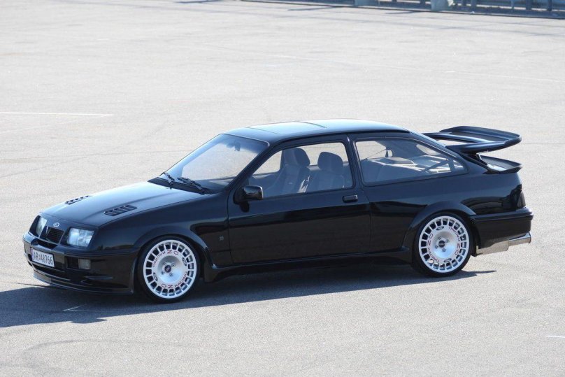 Ford Sierra Cosworth rs500