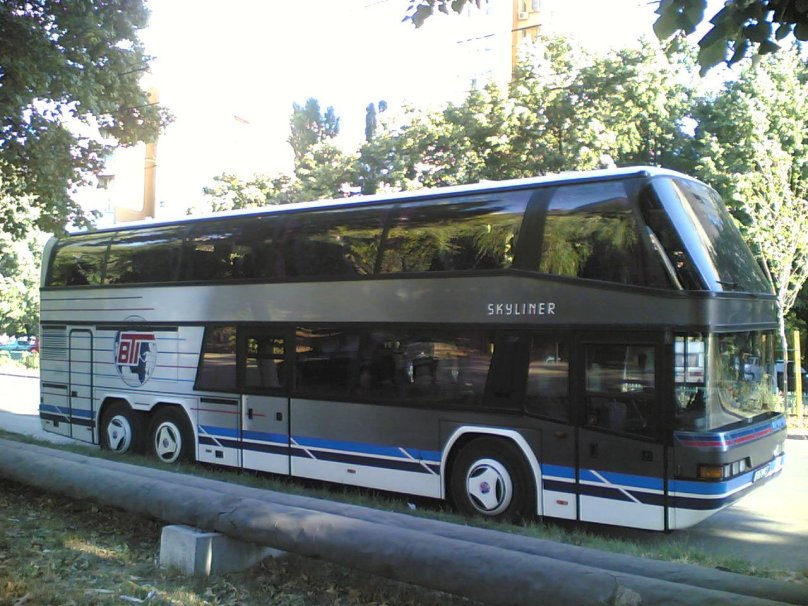 Автобус двухэтажный Неоплан