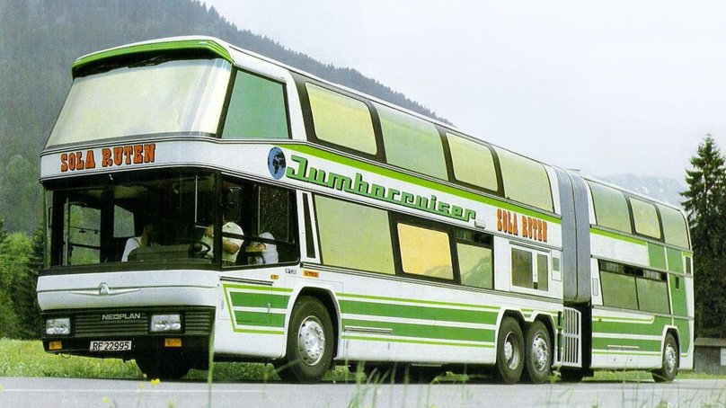 Автобус Neoplan Jumbocruiser