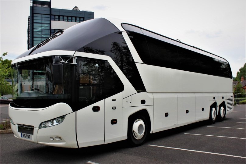 Автобус Neoplan Starliner