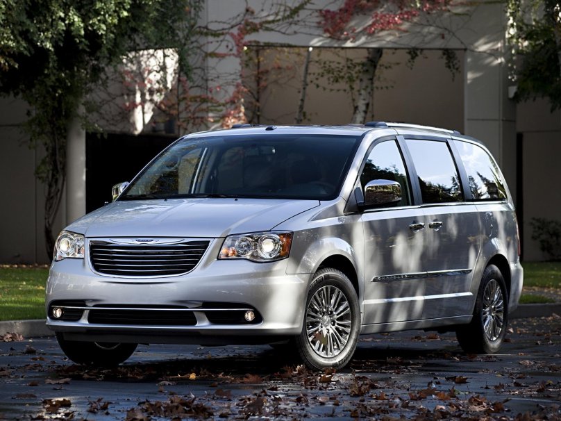 Chrysler Town Country 2010