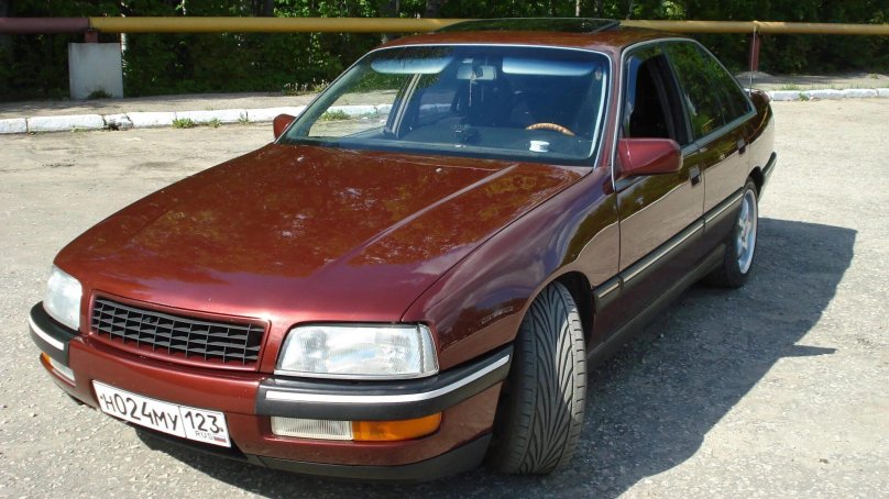 Opel Senator, 1990