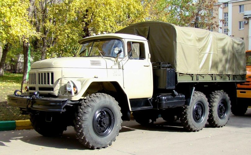 Грузовик ЗИЛ 131