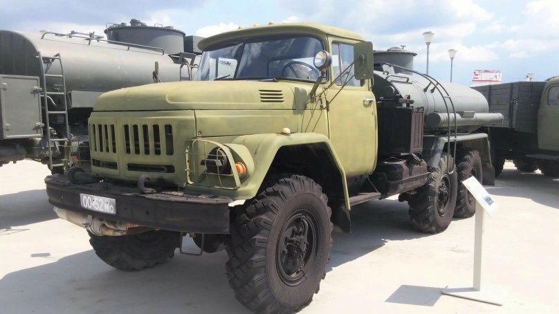 ЗИЛ 131 топливозаправщик военный