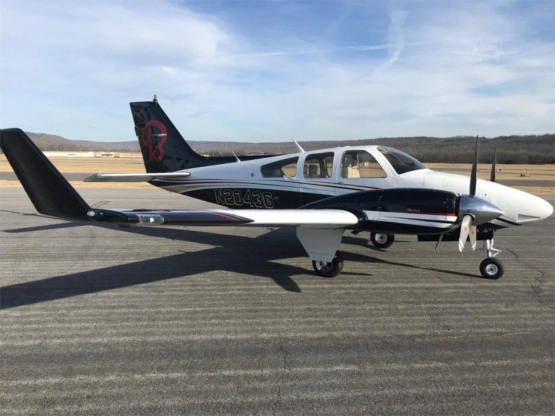 B55 (Beechcraft 55 Baron)