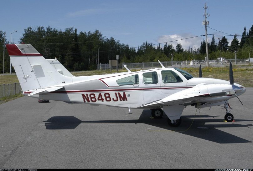 Beech e55 Baron