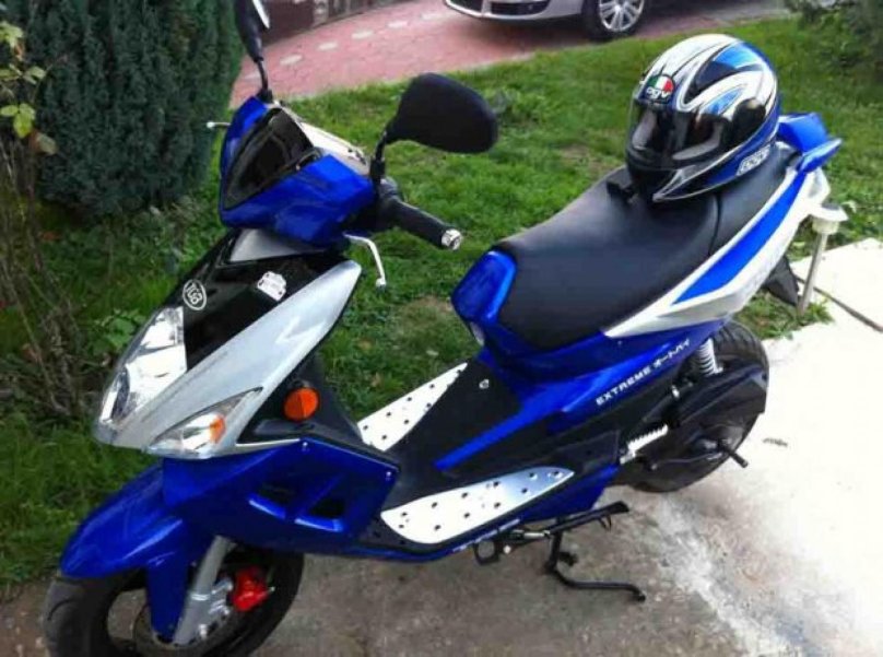 Скутер TGB 150