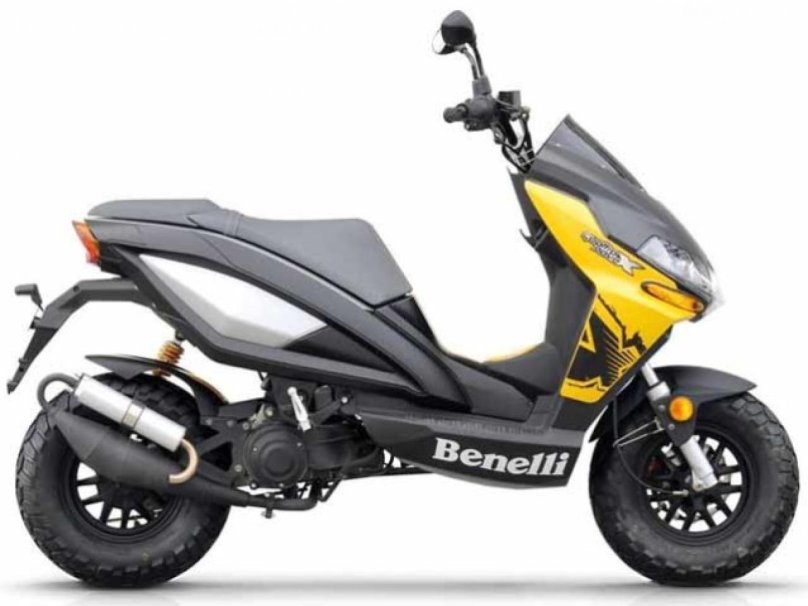 Benelli скутер