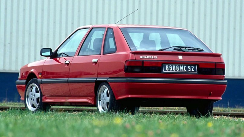 Renault 21