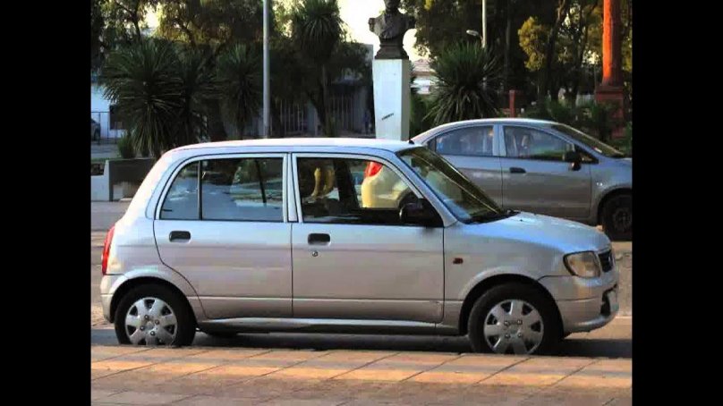 Дайхатсу Куоре 2001