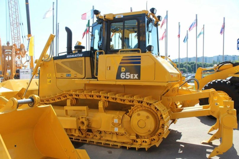 Komatsu d65ex-16