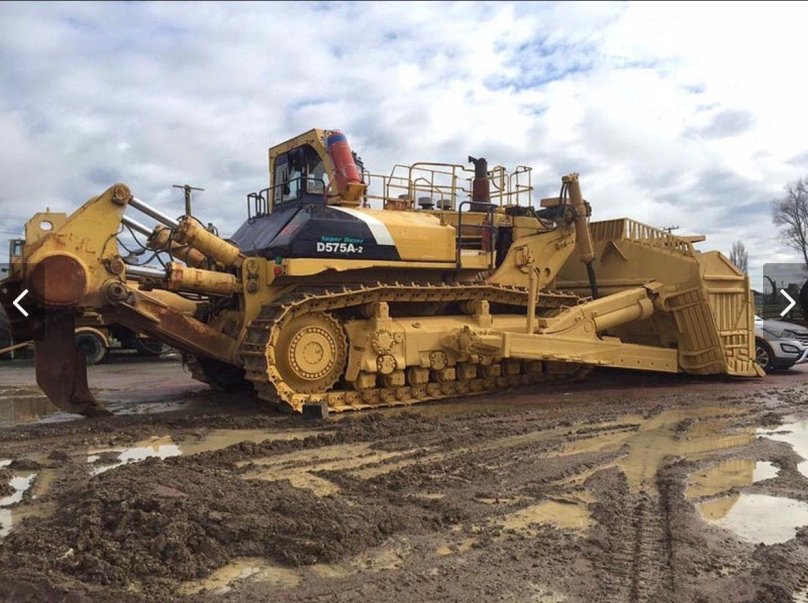 Бульдозер Komatsu d575a