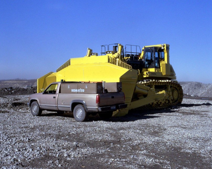 Бульдозер Komatsu d575a