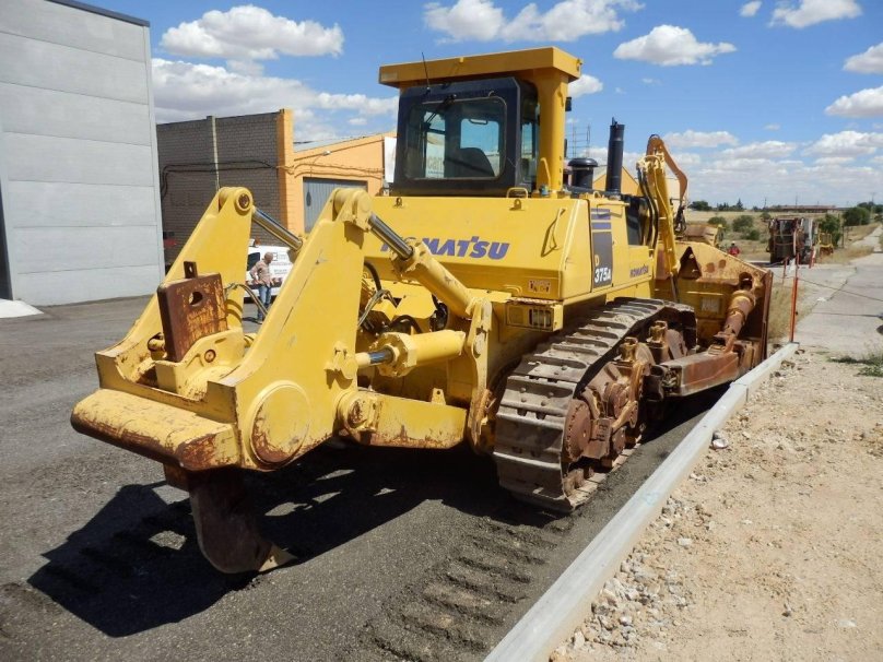 Бульдозер Комацу 375