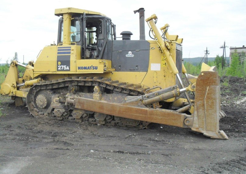 Бульдозер Komatsu d275