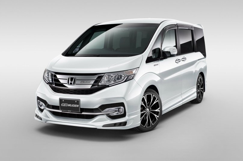 Honda Stepwgn spada 2015