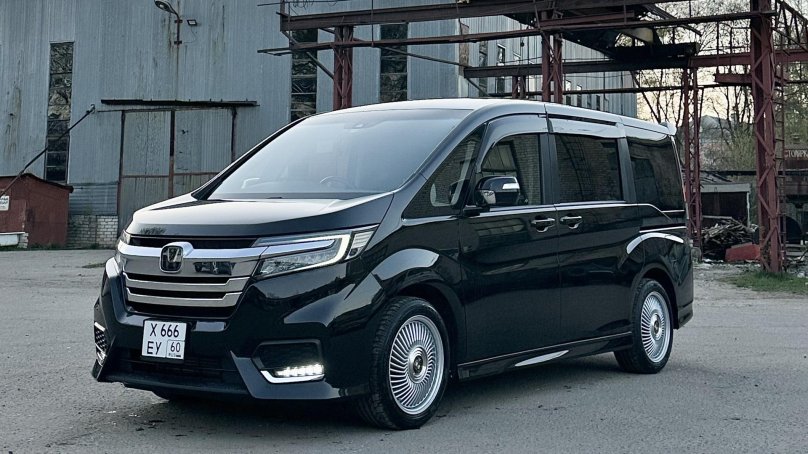 Honda Stepwgn spada 2018