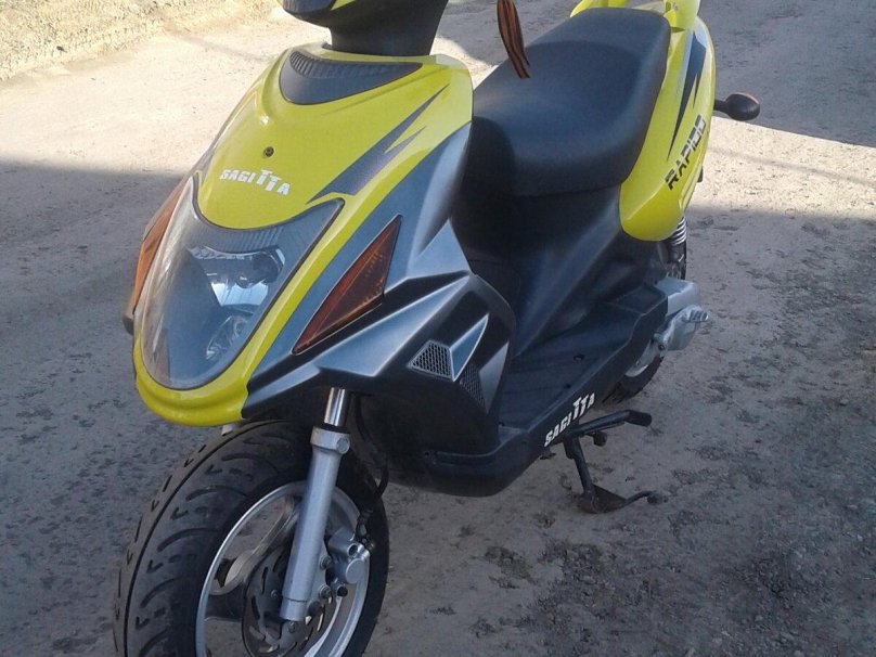 Скутер Sagitta 50